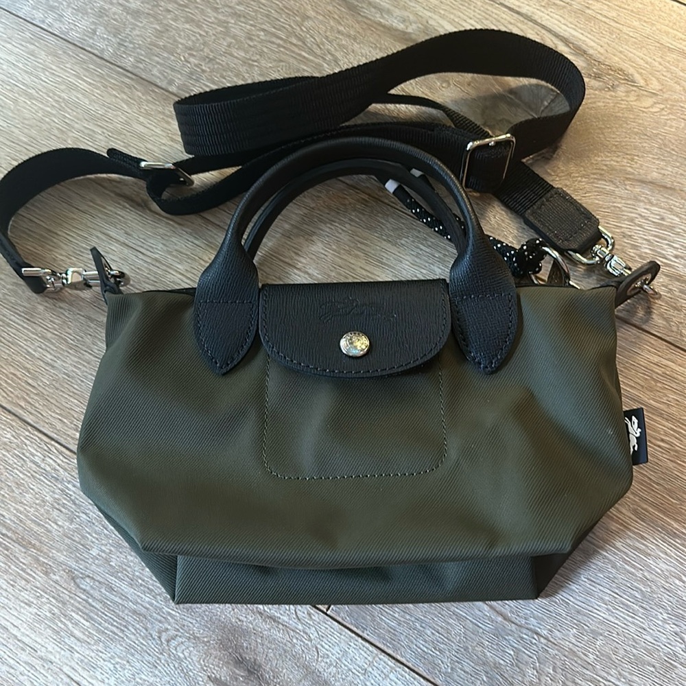 Longchamp
Le Pliage Energy XS Crossbody Tote